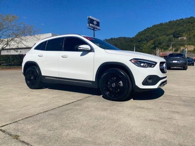 2021 Mercedes-Benz GLA Base