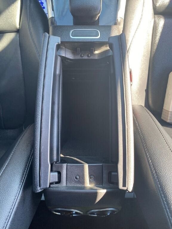 2021 Mercedes-Benz GLA Base