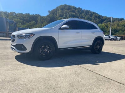 2021 Mercedes-Benz GLA Base