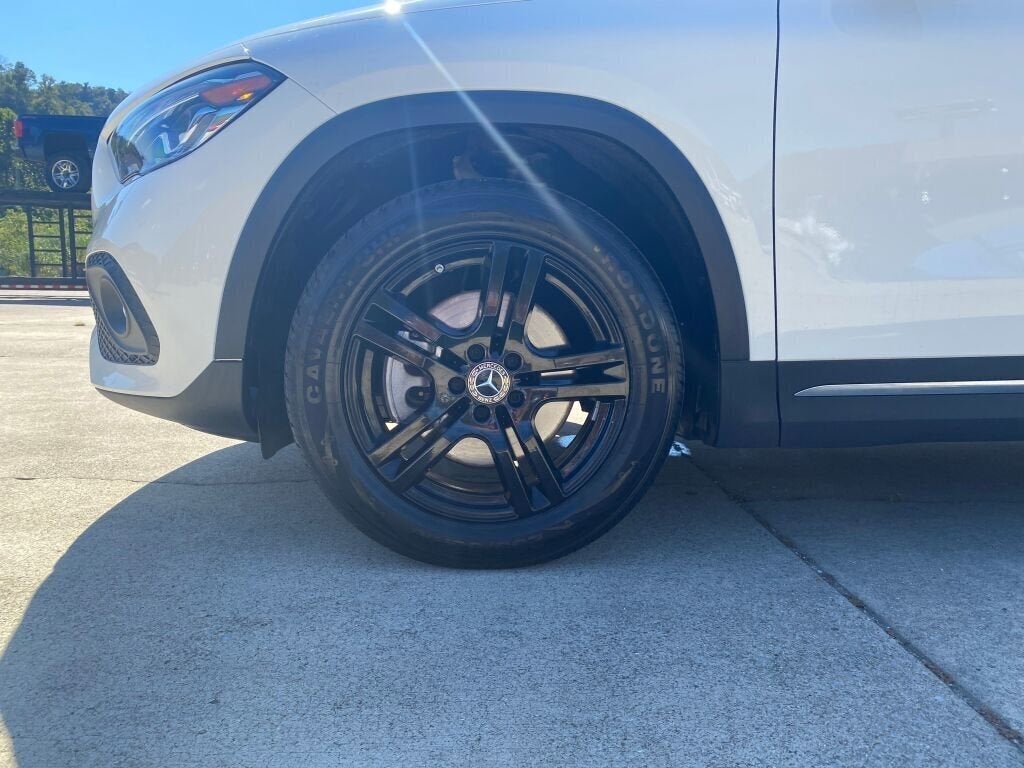 2021 Mercedes-Benz GLA Base