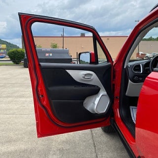2021 Jeep Renegade Latitude in Pikeville, KY - Bruce Walters Ford Lincoln Kia